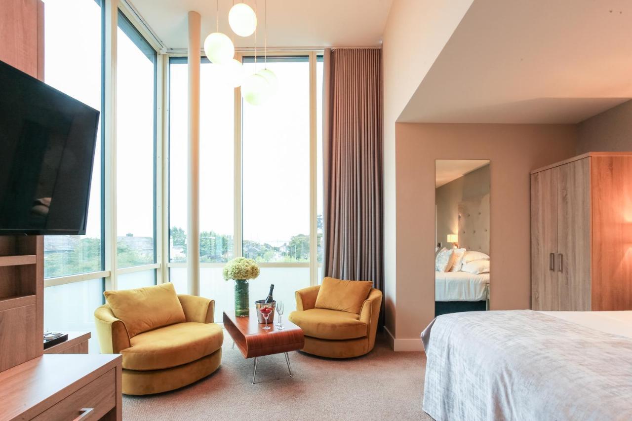 Gleesons Townhouse Booterstown Hotel Dublin Bagian luar foto