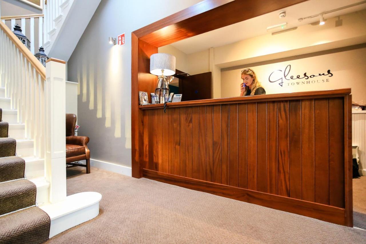 Gleesons Townhouse Booterstown Hotel Dublin Bagian luar foto